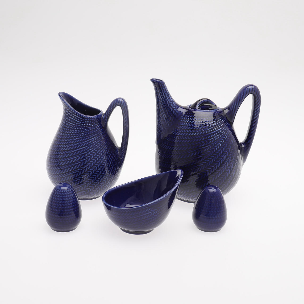 SERVISDELAR, 5 delar, "Blå eld", porslin, Hertha Bengtsson för Rörstrand.