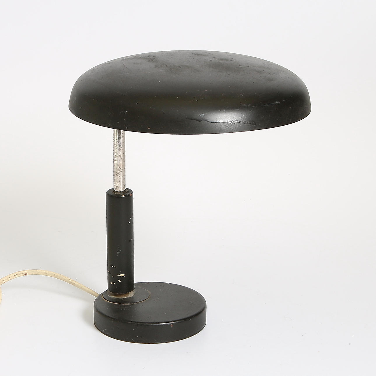BORDSLAMPA, metall, funkis, 1930/40-tal.
