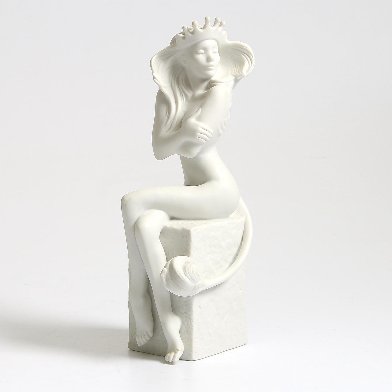 FIGURIN, parian, design, Cristel "Leo", Royal Copenhagen.