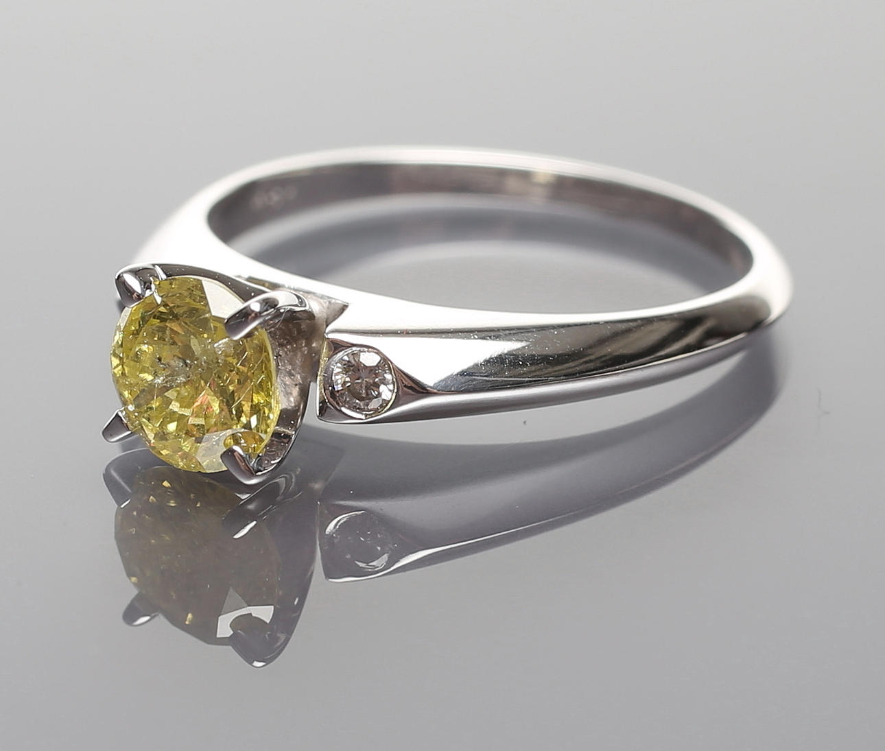 LYSANDE RING.