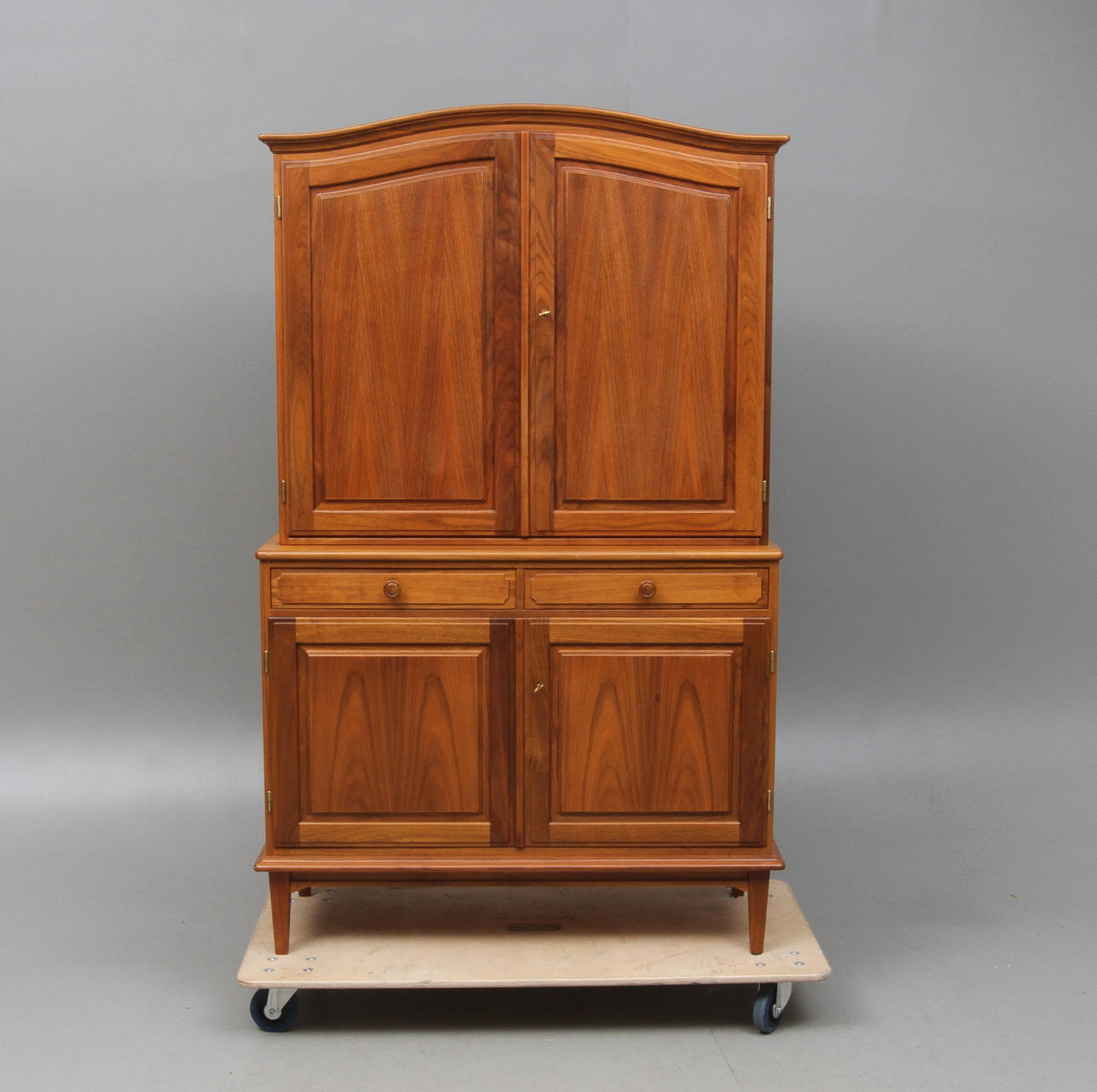 MATSALSSKÅP, 1900-talets andra hälft.