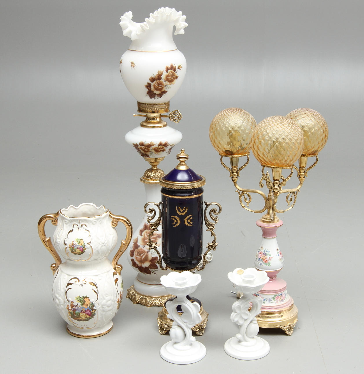 PARTI DIVERSE, bordslampor, ljusstakar, vas, pokal, 1900-tal.