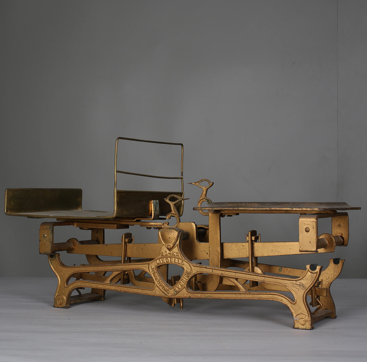 VÅG i gjutrjärn, 1900-talets början.