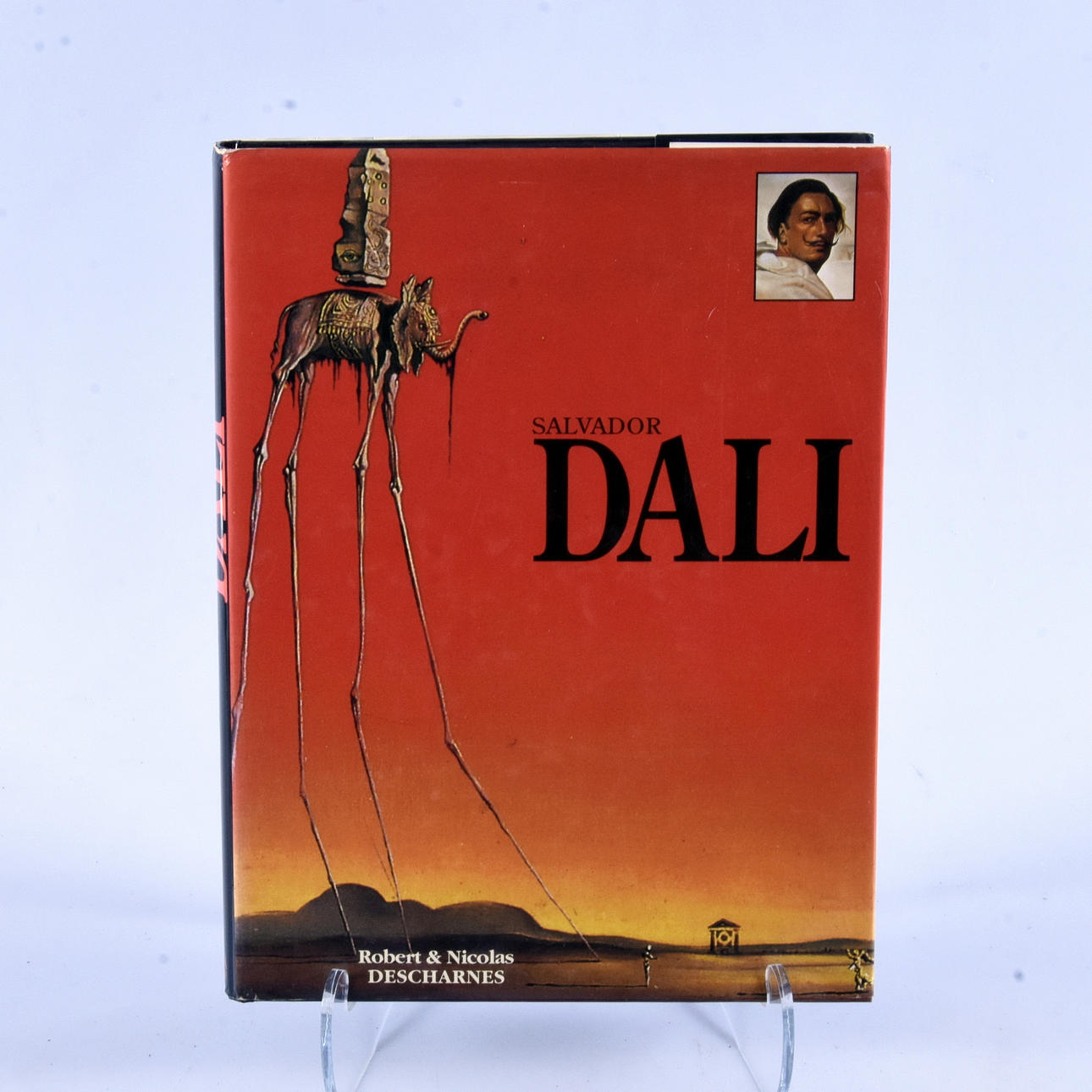 BOOK, Salvador Dali, Robert & Nicolas Descharnes.