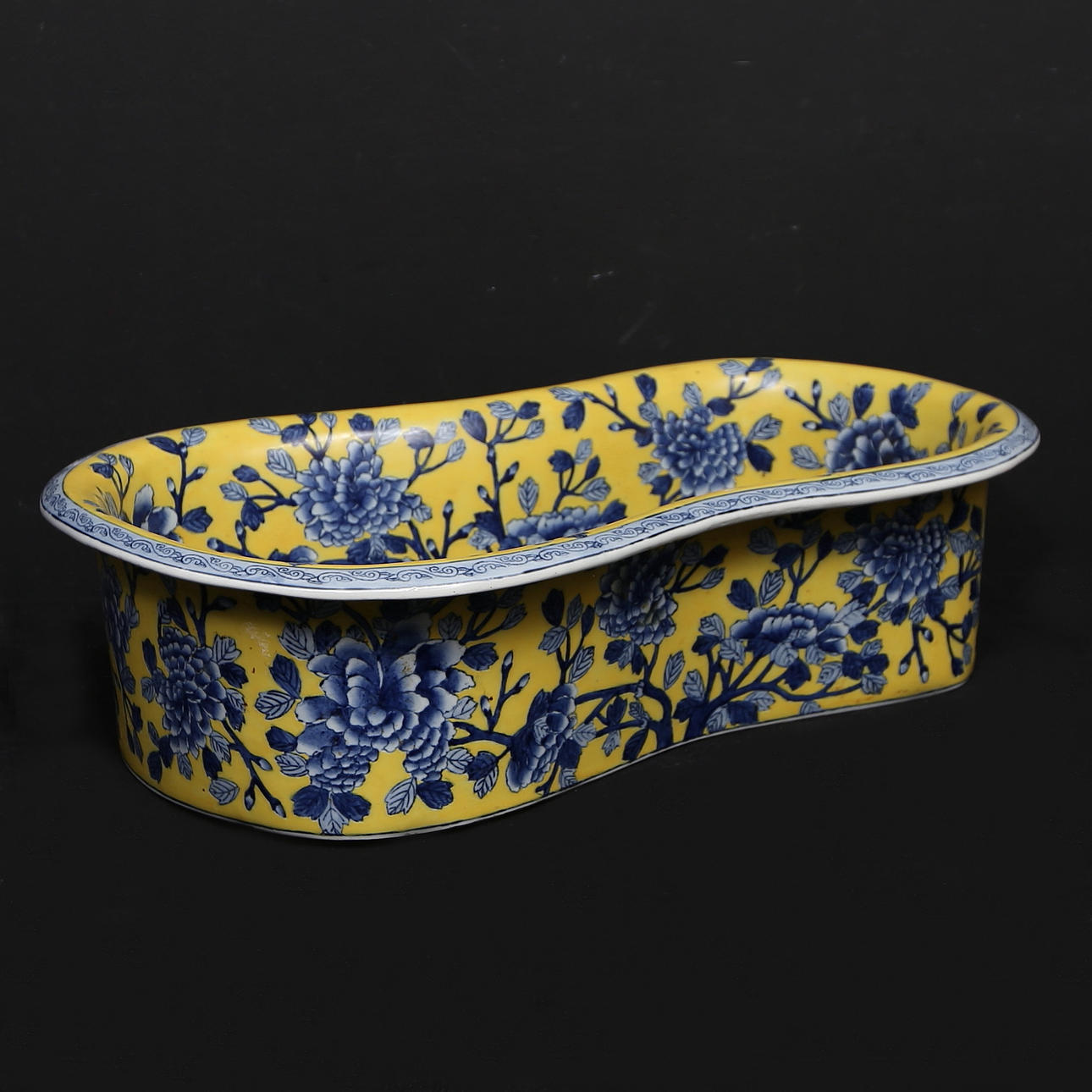 BIDÉ, porslin, Kina, bär märkning.