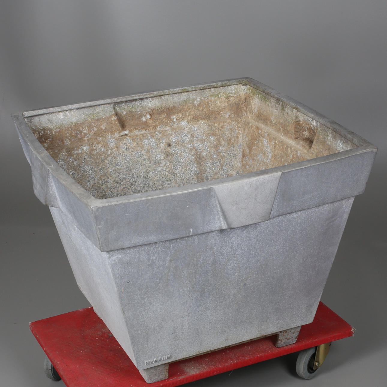 VÄXTKÄRL, "Karl", Byarums Bruk, design Björn Alge.