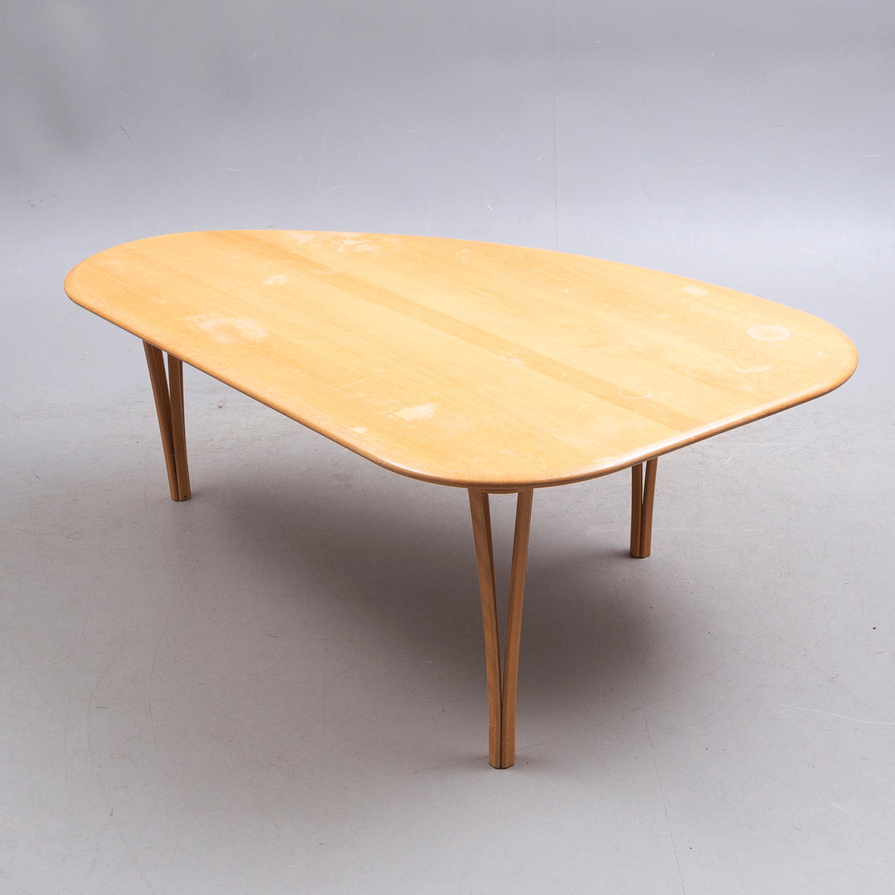 SOFFBORD, trä, enligt uppgift Haslev, 1997.