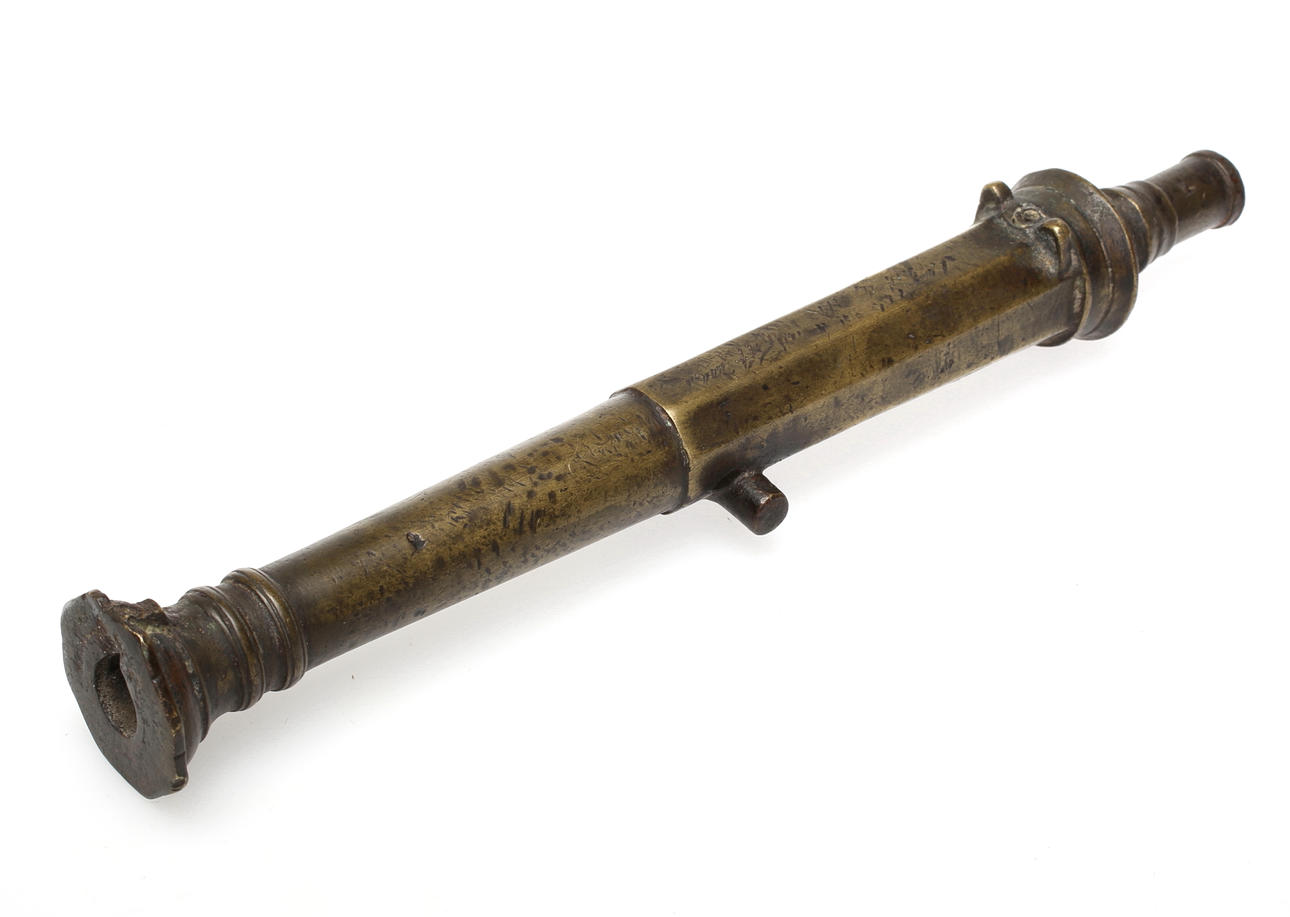 SALUTKANON, Brons, 1800-tal.