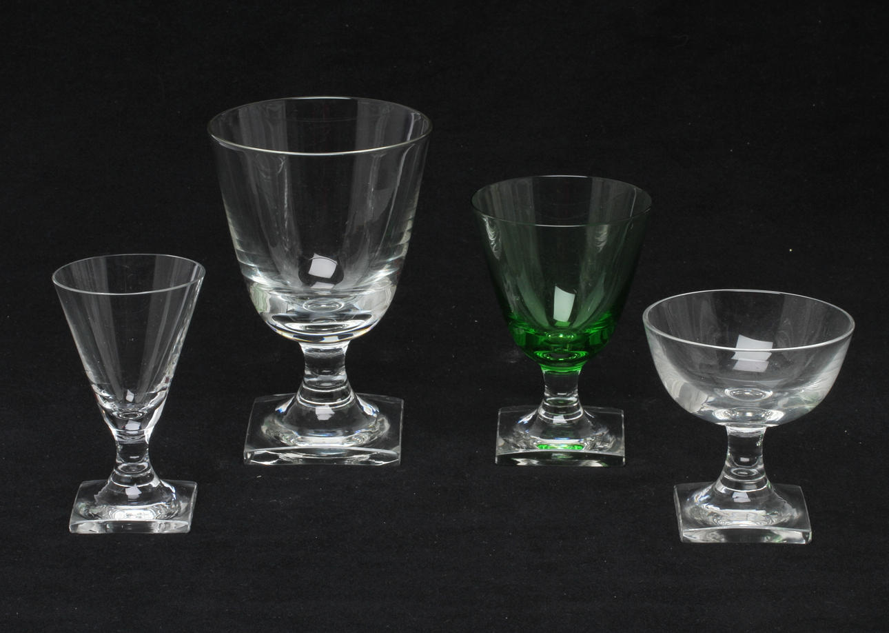 GLASSERVIS, 23 delar, 1900-tal.