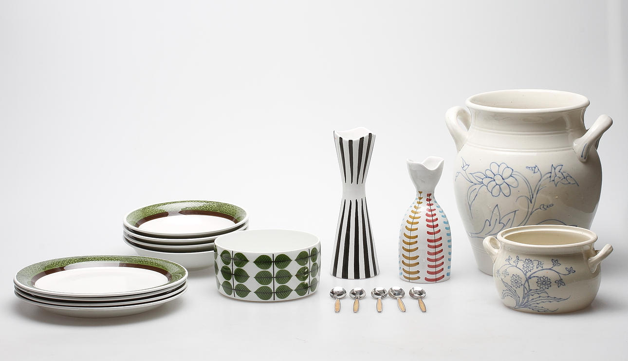 KERAMIK och SKEDAR, bland annat Rörstrand, Gustafsberg, Gefle, Nils Johan.