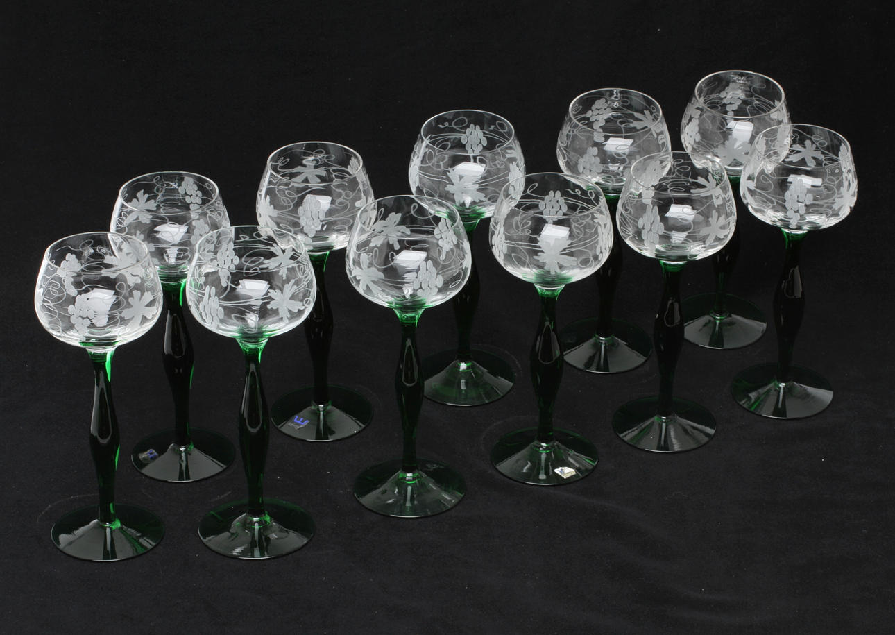 VINGLAS, 11 st, Kosta.