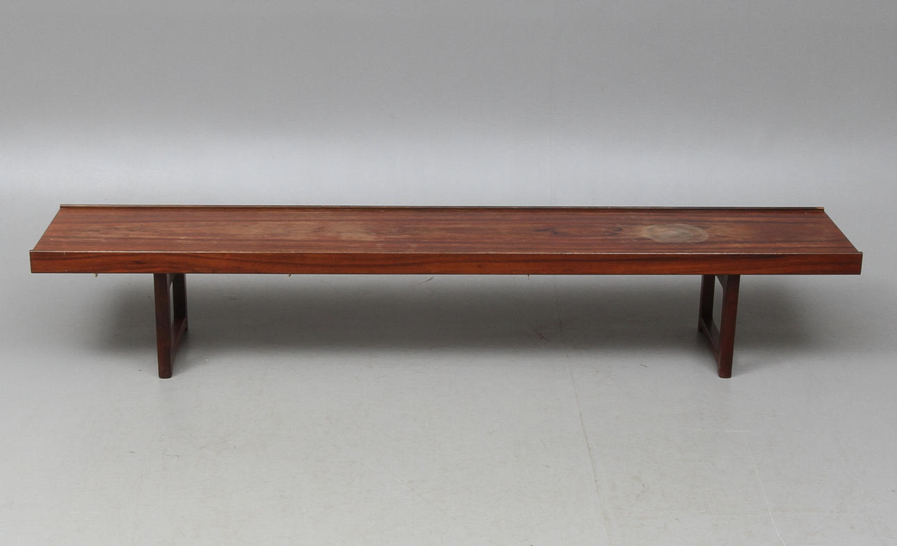 BÄNK, "Krobo", Torbjørn Afdal för Mellemstrands Trevareindustri, Vigrestad, Norge, 1900-talets andra hälft.