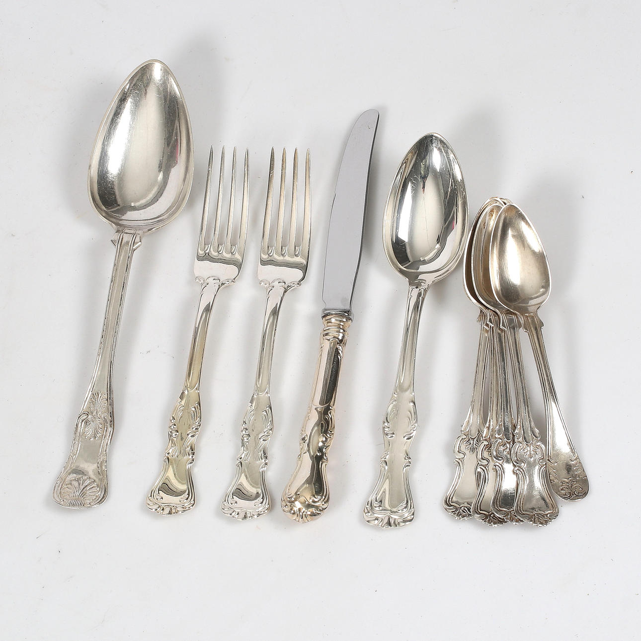 SILVER OBJECTS, 10 parts, including GAB. Gross weight 386 grams.