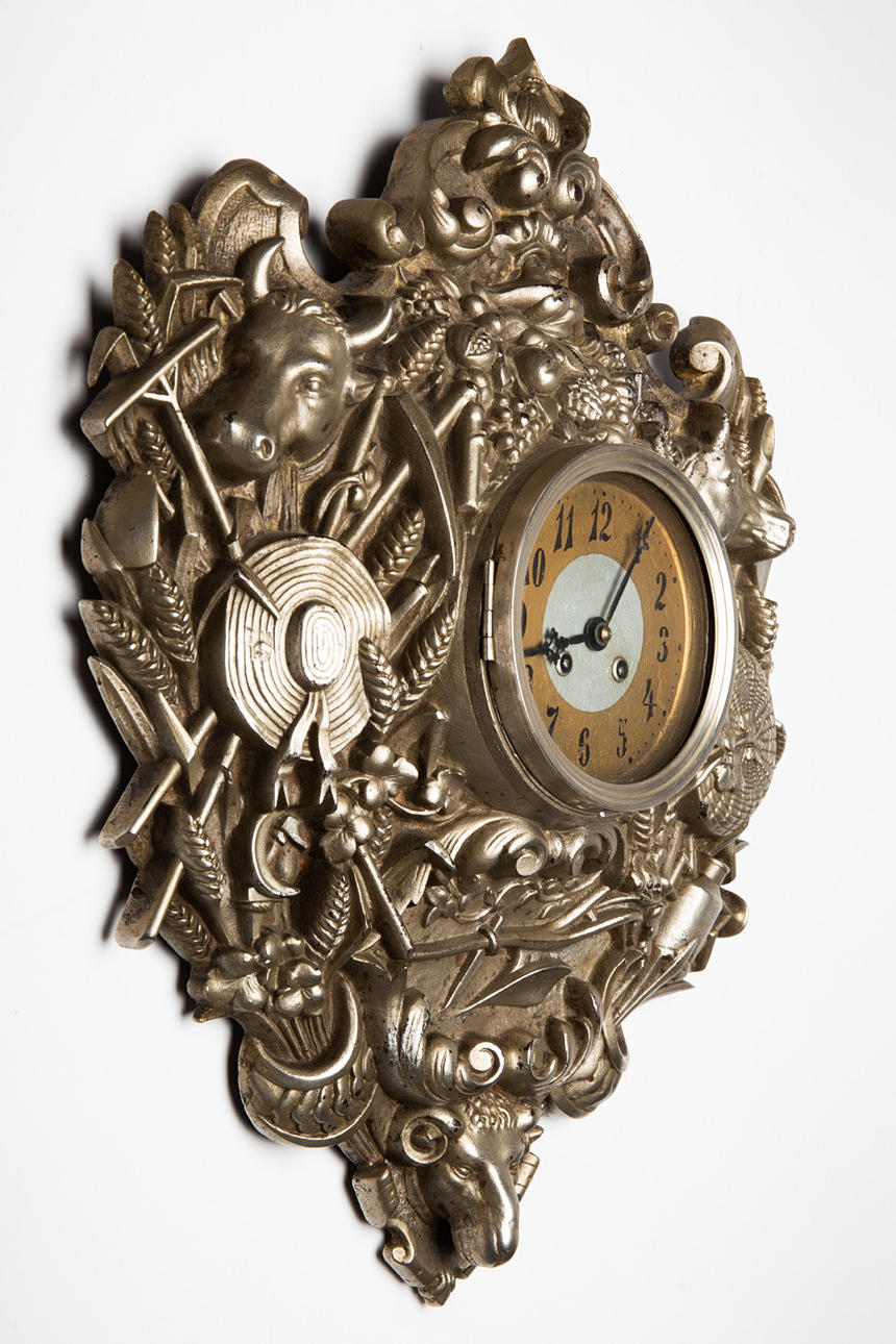 ur / vægur, metal, glas.