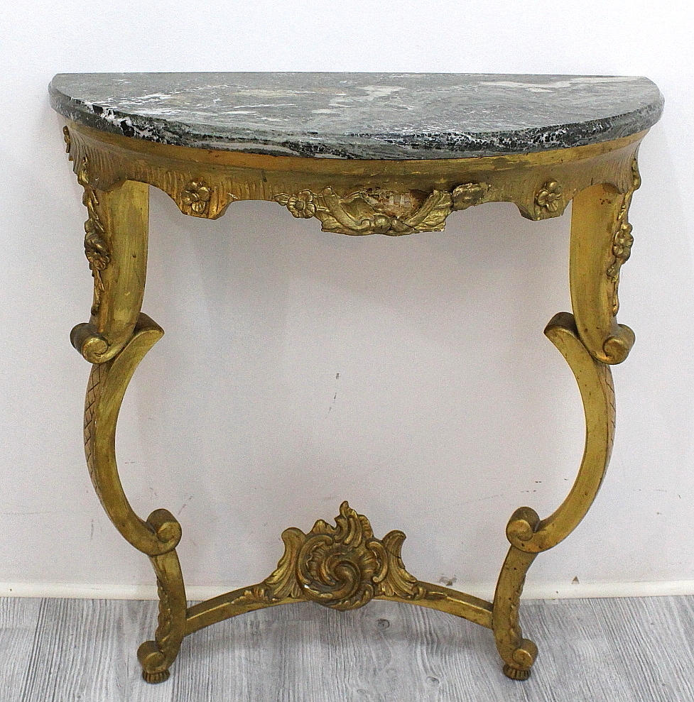 KONSOLBORD Troligtvis Kolmårdsmarmor.