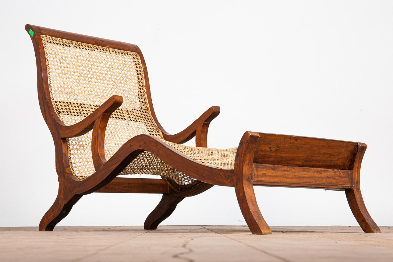 Lepotuoli / kansituoli, puu, rottinki.