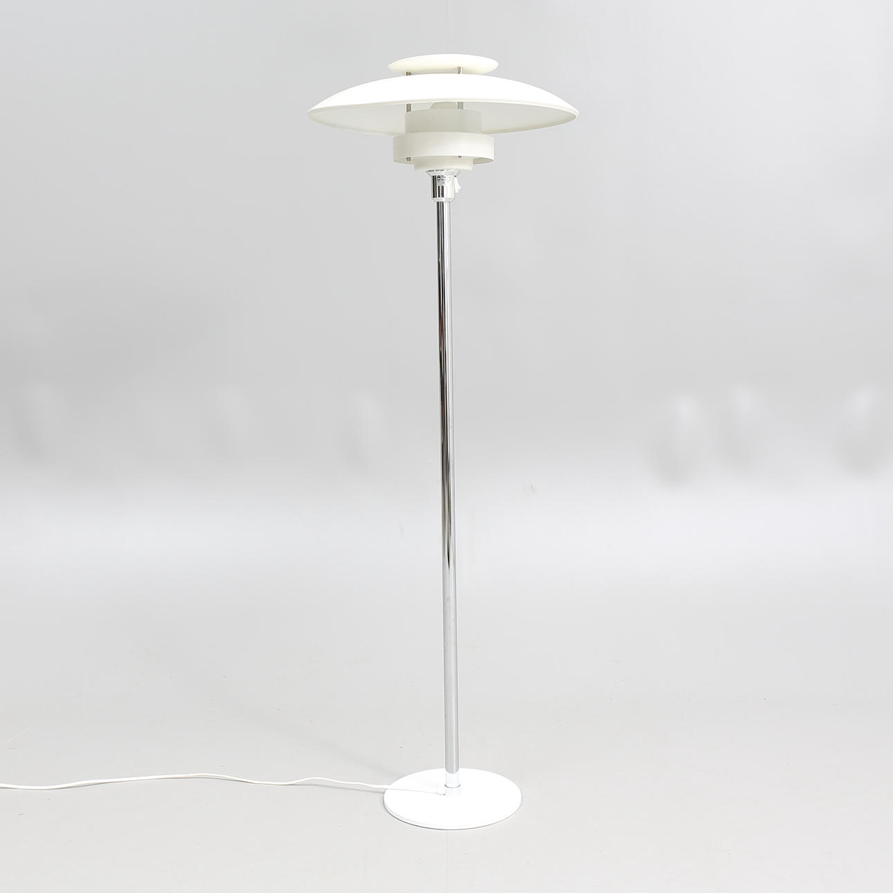 GOLVLAMPA, Lyskaer, Danmark, 1900-talets andra hälft.