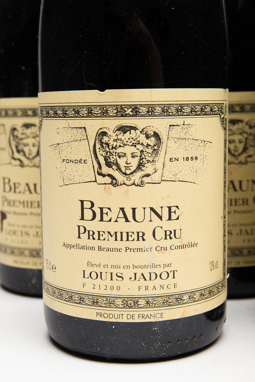 18 flaskor rött vin, Beaune Premier Cru, Frankrike, 2007 (18) 1. Vin ...