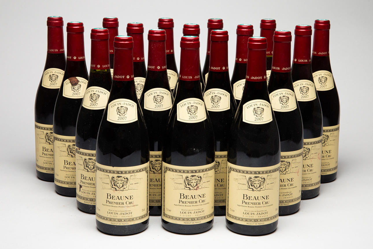 18 flaskor rött vin, Beaune Premier Cru, Frankrike, 2007 (18) 1. Vin ...