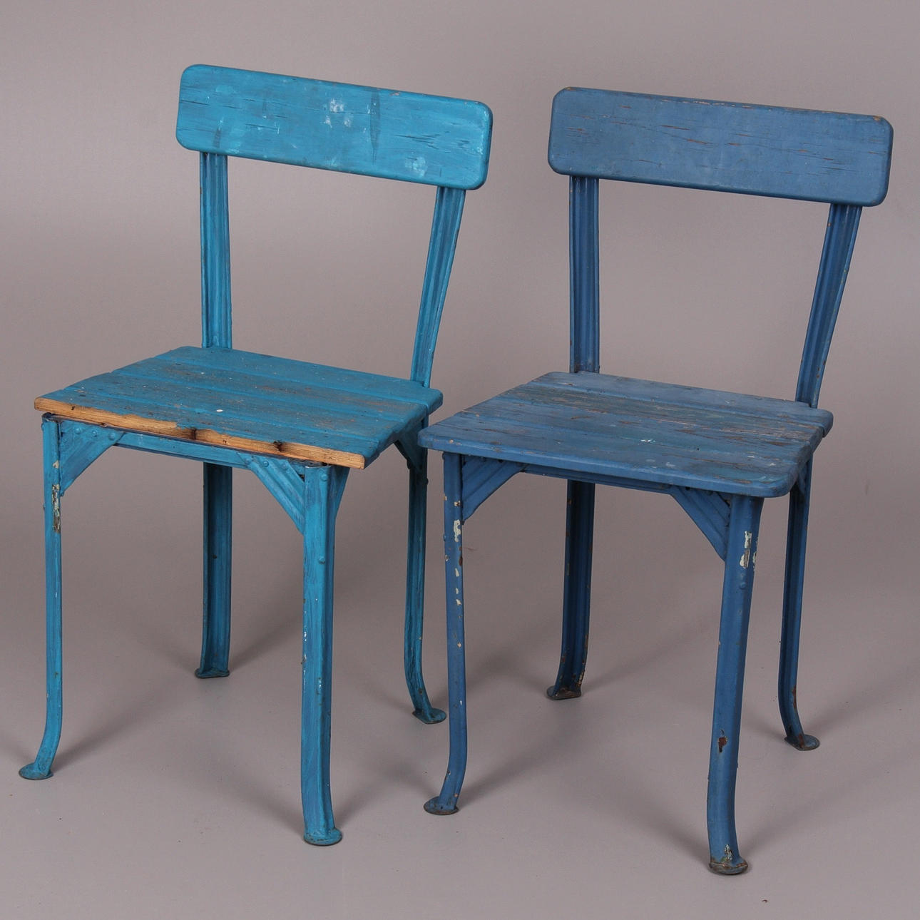 TRÄDGÅRDSSTOLAR, 2 st. 1900-talets mitt.