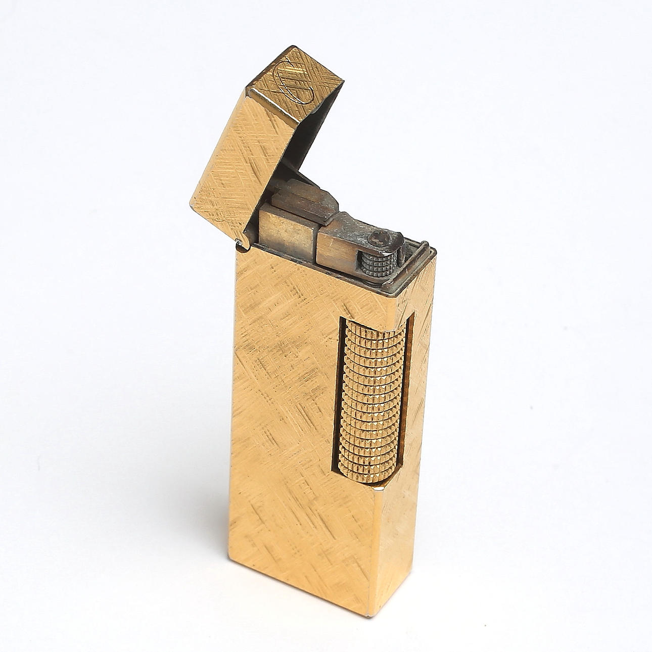 DUNHILL. Lighter, gold-plated, with original case.