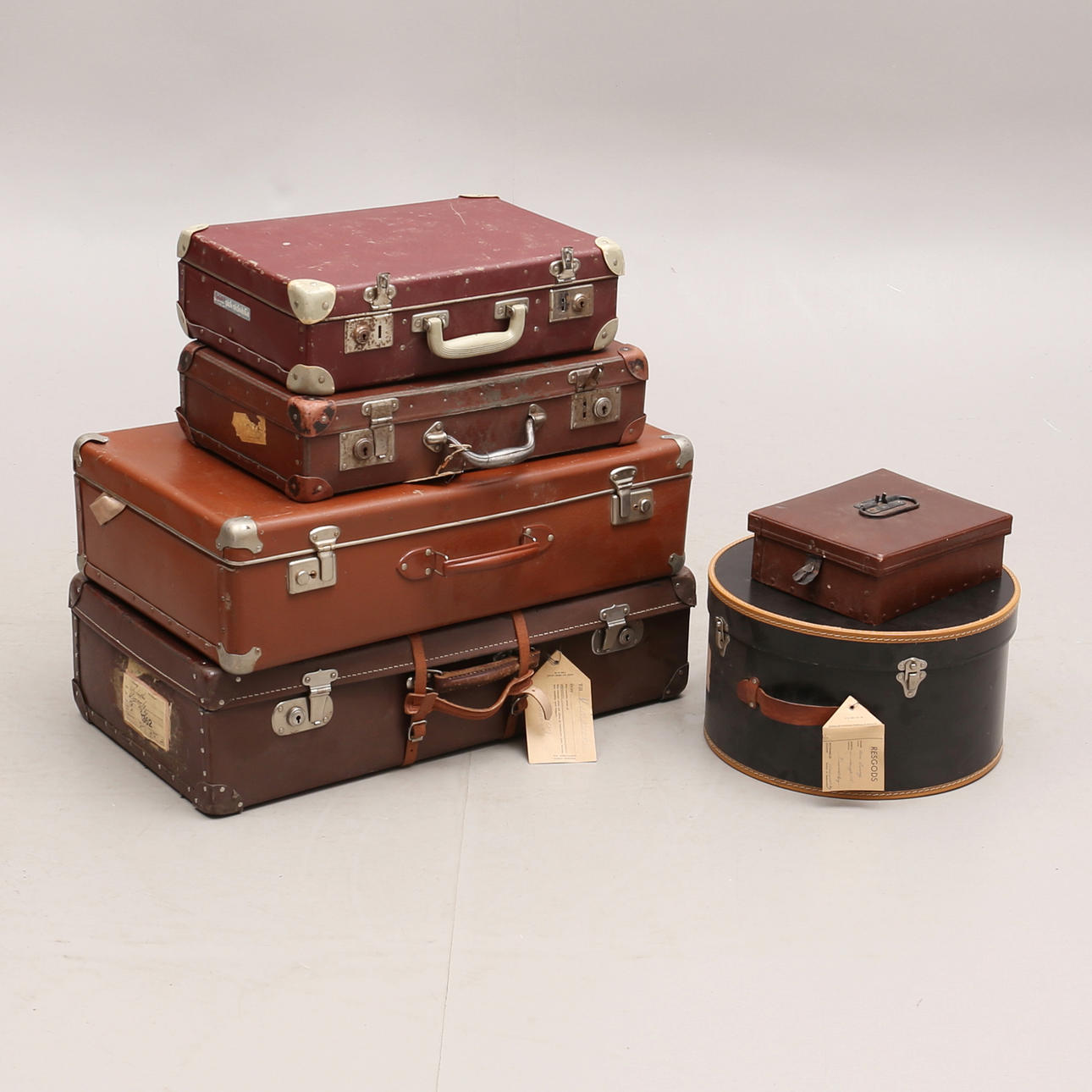 TASCHEN 6 Stück, darunter Huttasche, Picknicktasche.