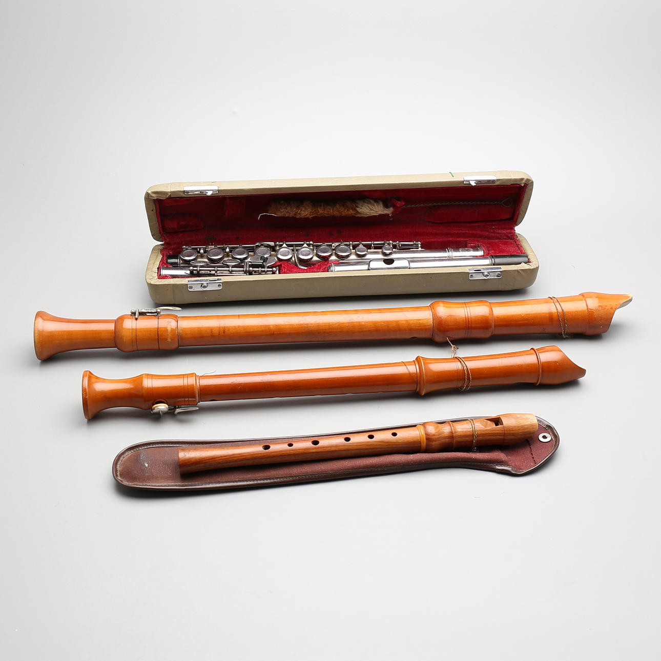 BLÅSINSTRUMENT (4), klarinett, flöjter, 1900-tal.