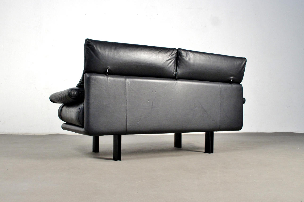 PAOLO PIVA. Leather lounge sofa model 