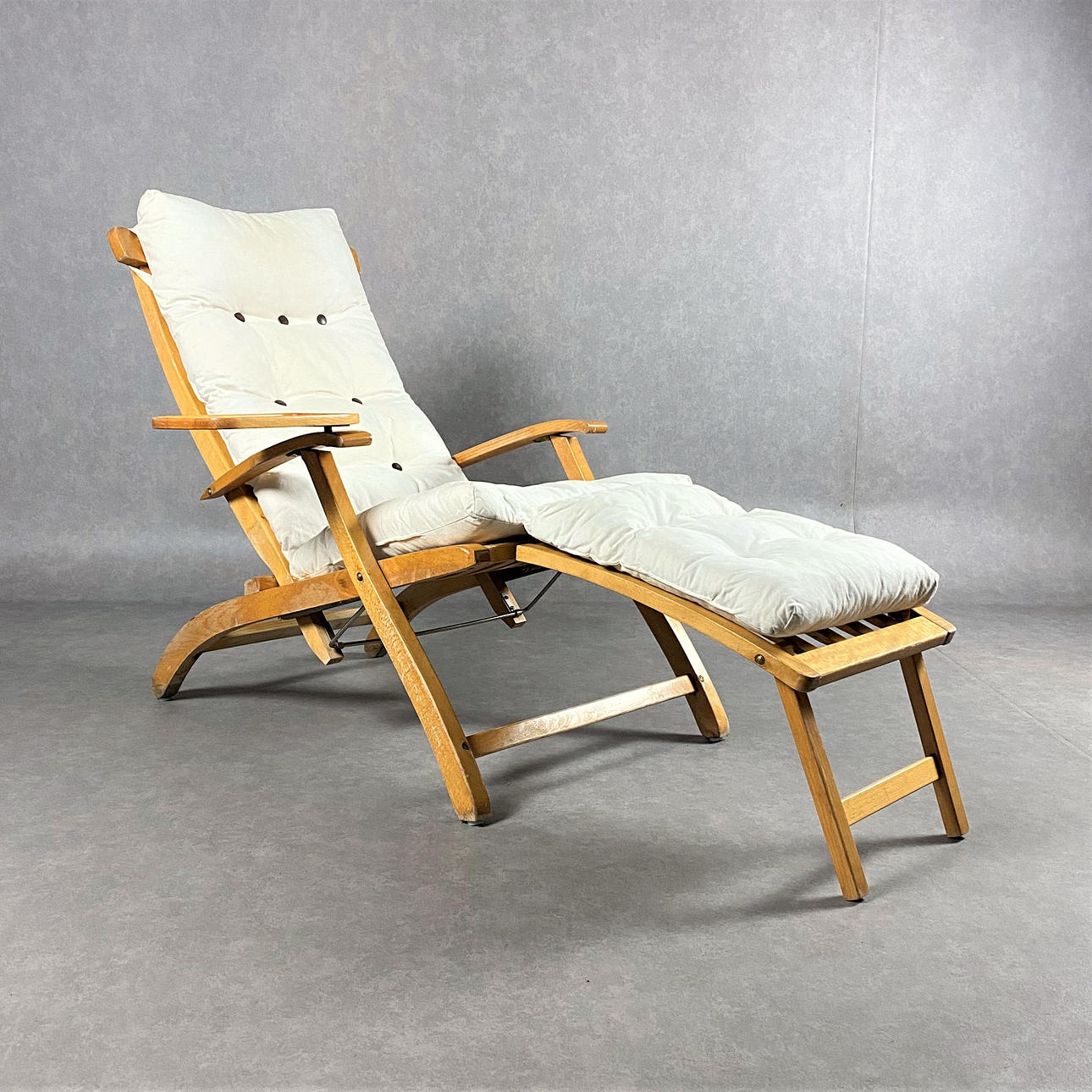 DÆKSTOL, Brogrens, 1900-tallet.