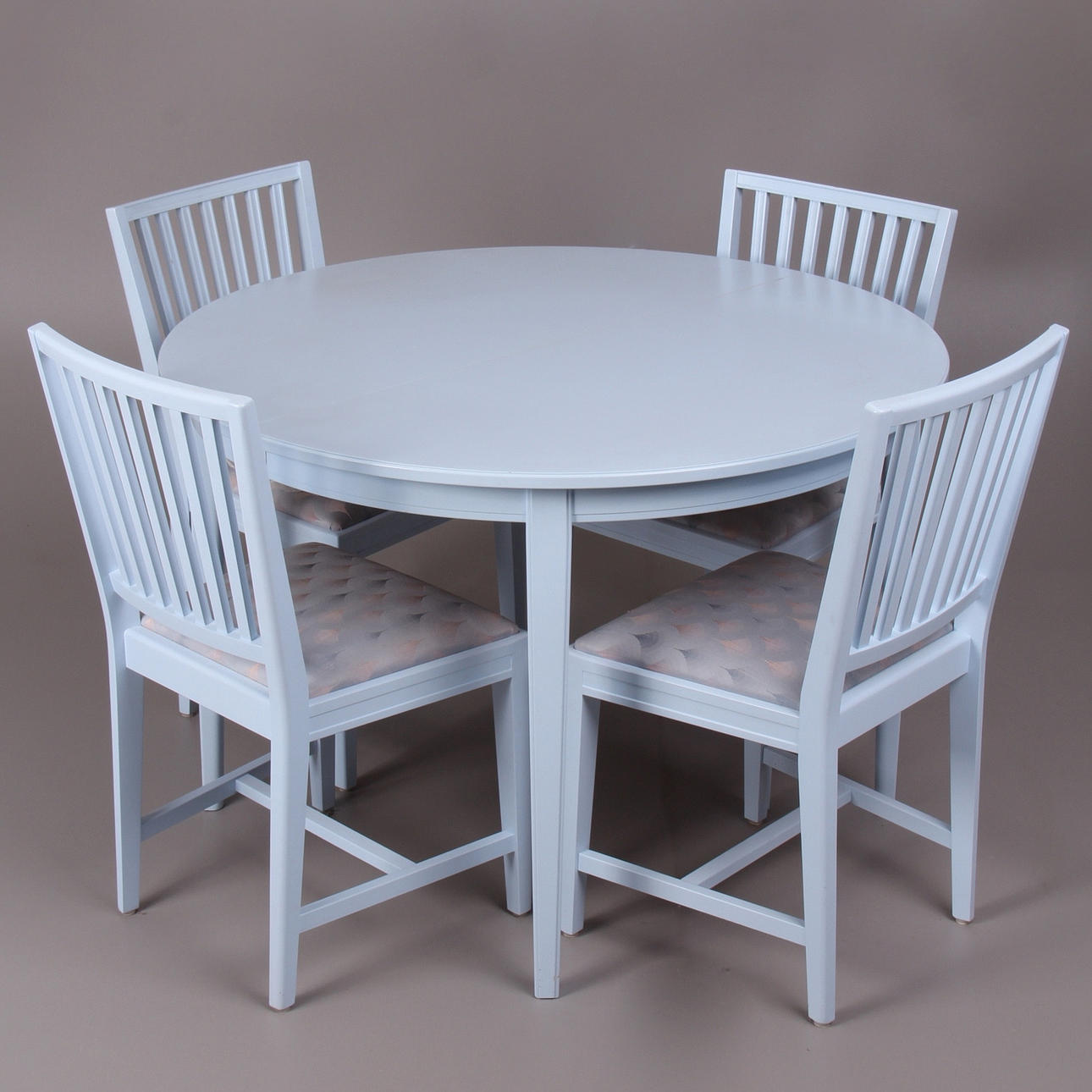 MATSALSGRUPP, 7 delar, gustaviansk stil, "Lackö", City möbler i Tibro AB.