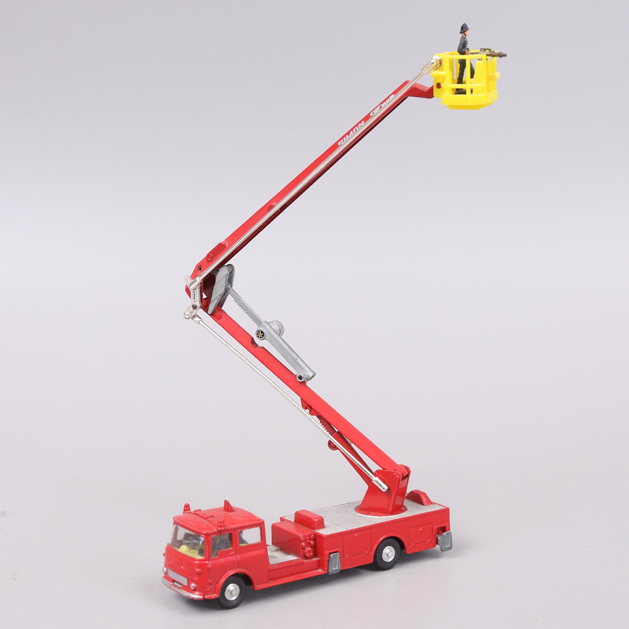 BRANDBIL, Simon Snorkel Fire Engine, Corgi, England.