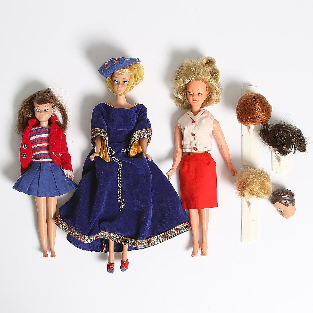 PARTI DOCKOR, bl.a. Barbie. 1900-tal.