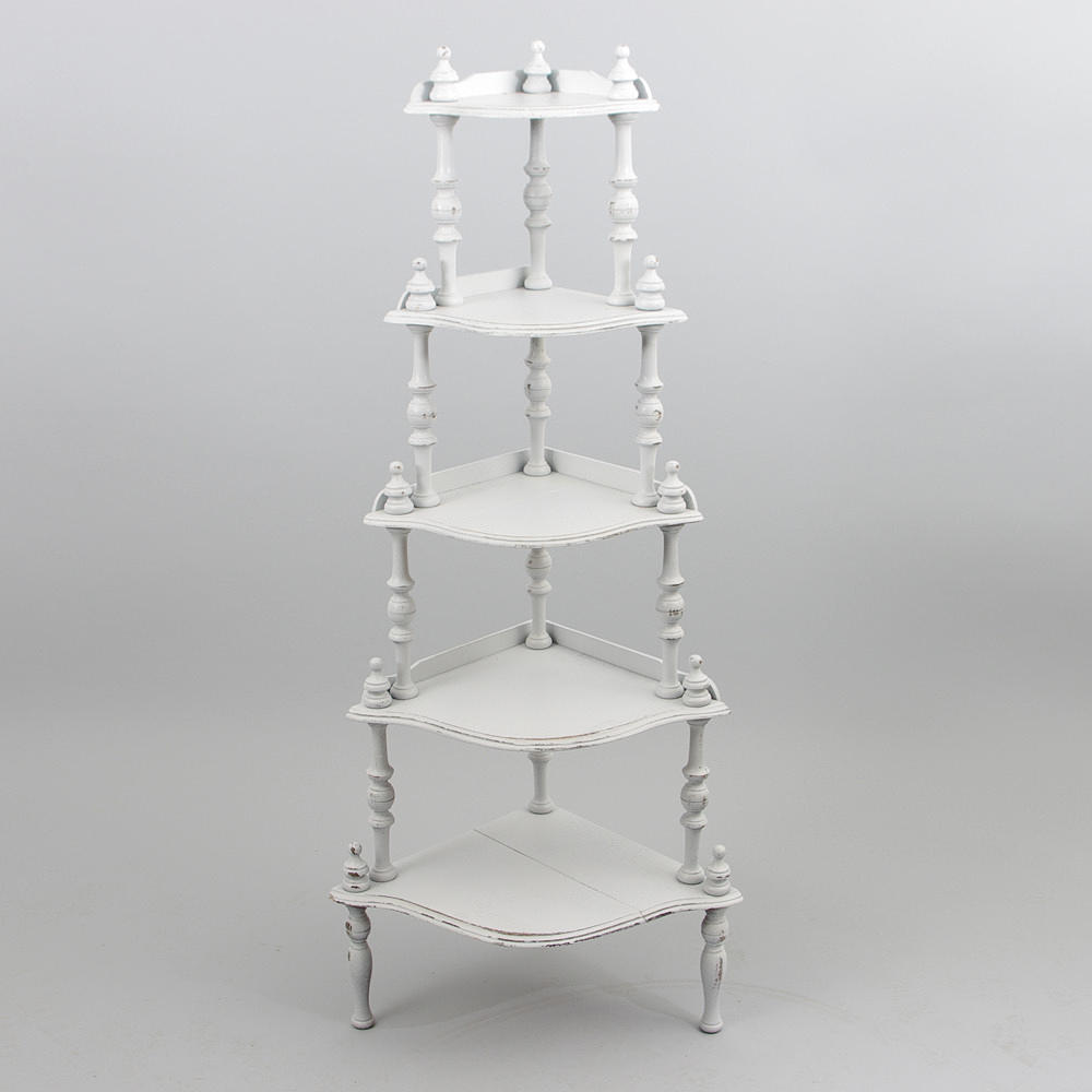 ANTENNIEN, gråmålad.