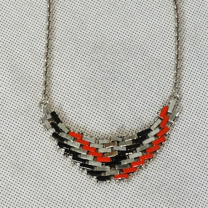 JAKOB BENGEL chain, masonry decor, around 1930.