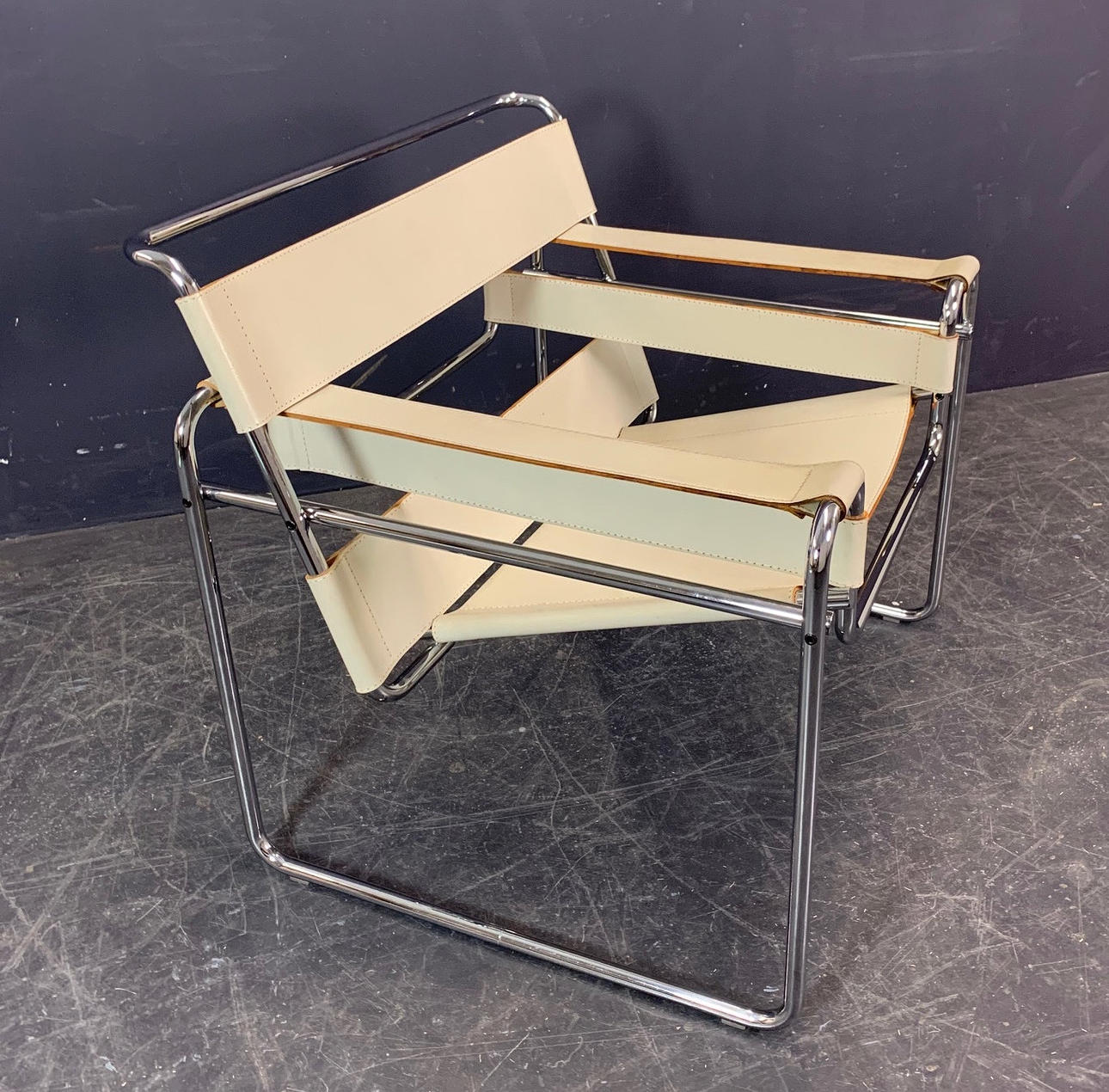 MARCEL BREUER. WASSILY STOL TIL KNOLL.