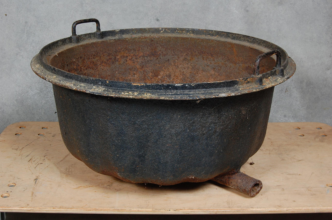 GRYTA, för trädgård, gjutjärn, 1900-tal.