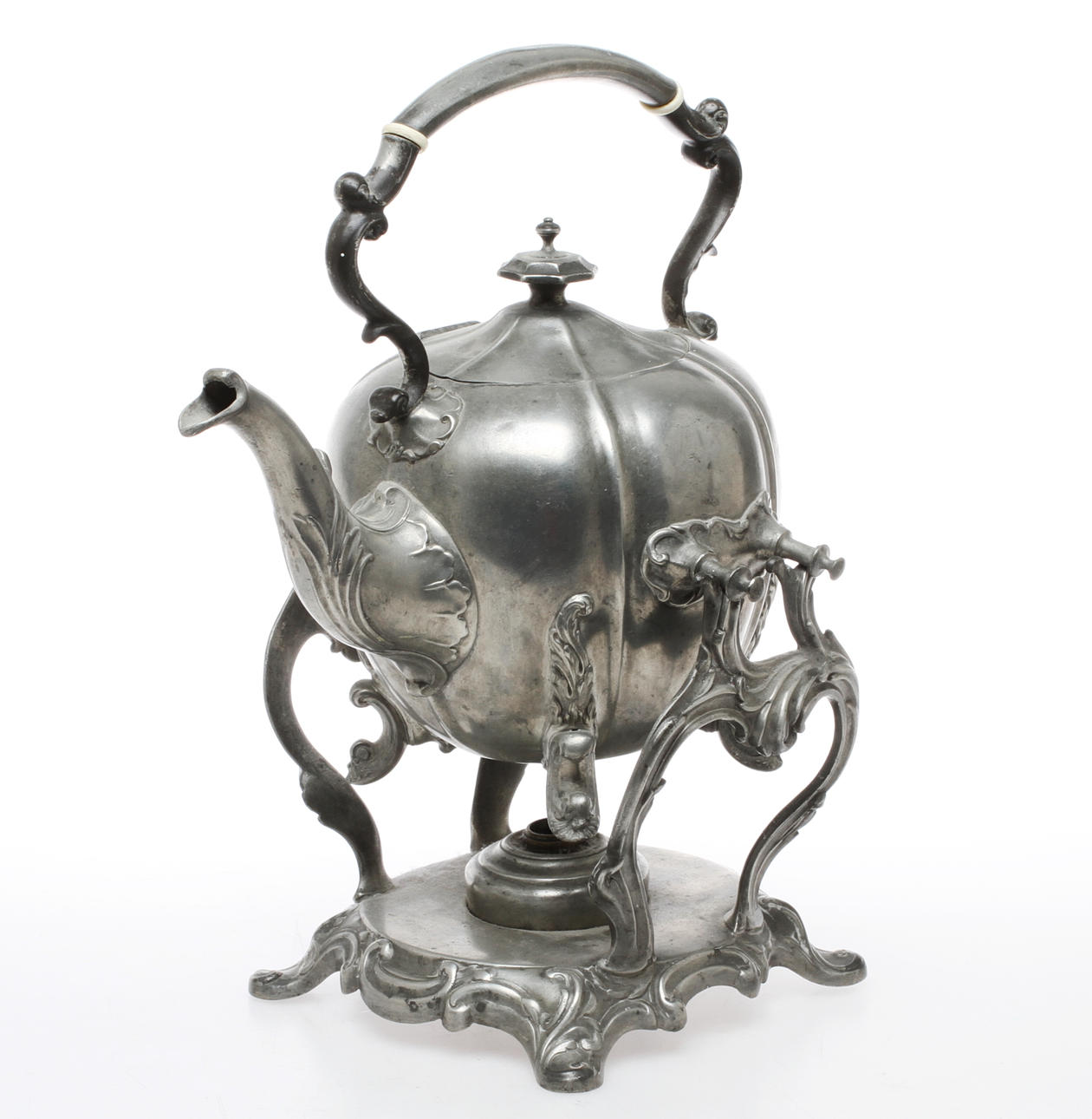 TEKÖK med rechaud, tenn, rokokostil, 1900-tal.