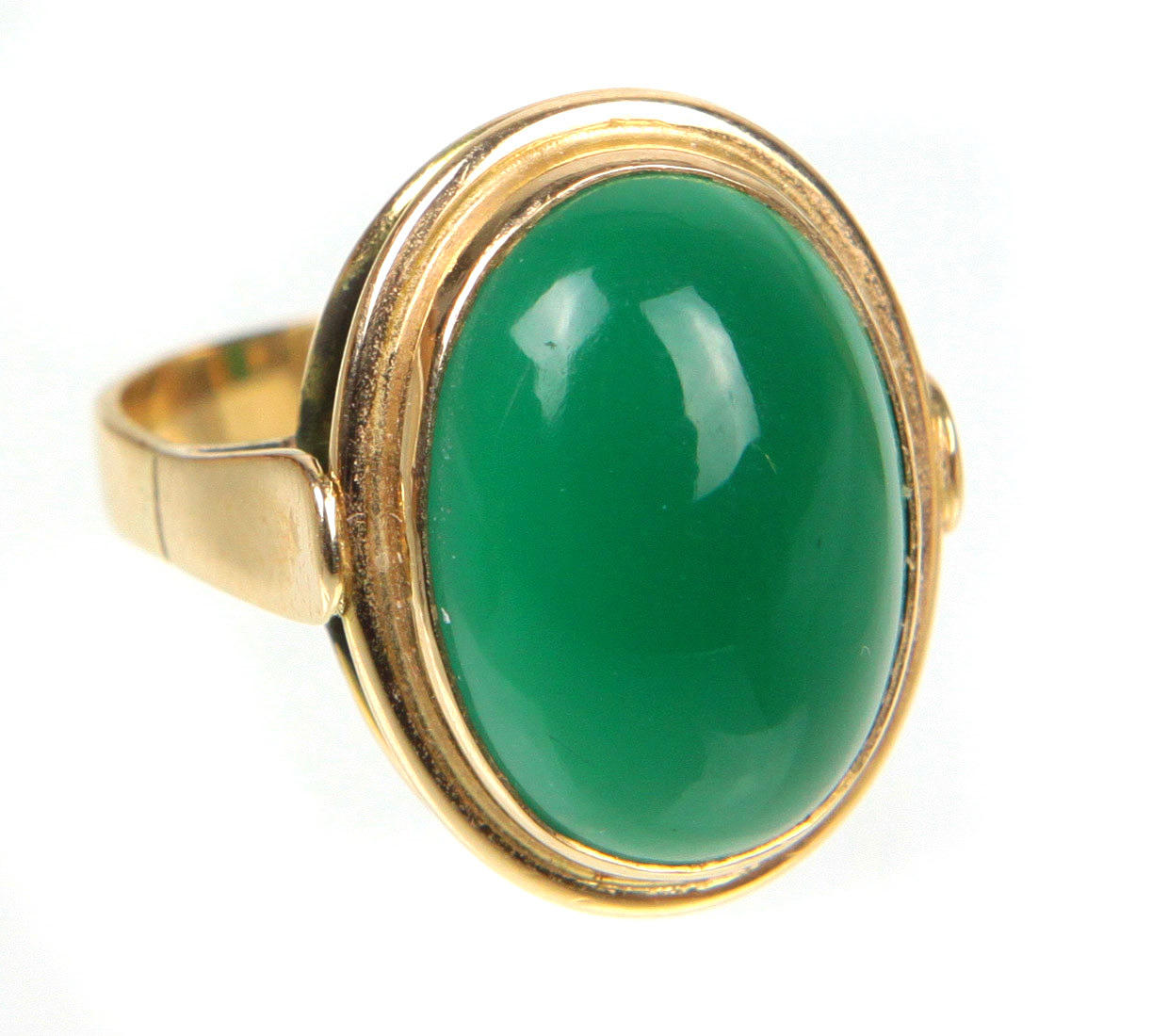 GREEN AGATE RING, YELLOW GOLD 585.