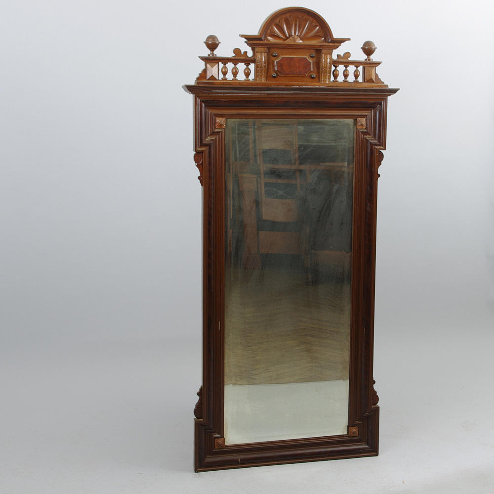 SPEGEL, mahogny/målad, nyrenässans, fasettslipat glas.