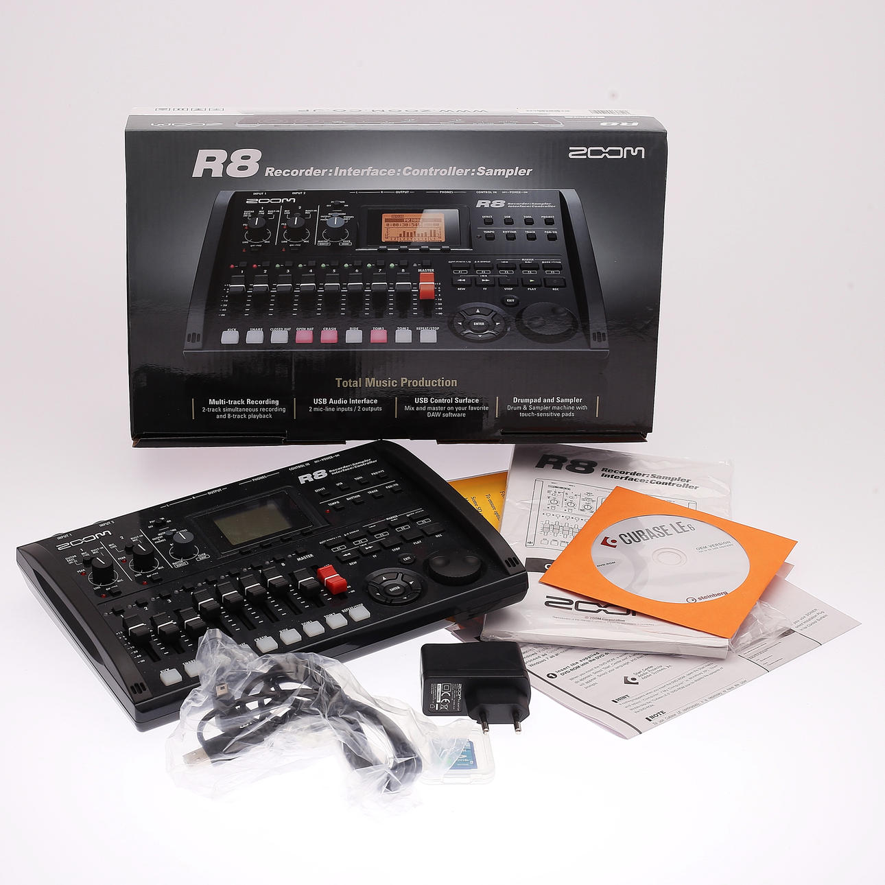MINISTUDIO, Zoom R8 Recorder, Interface, Controller and Sampler ...
