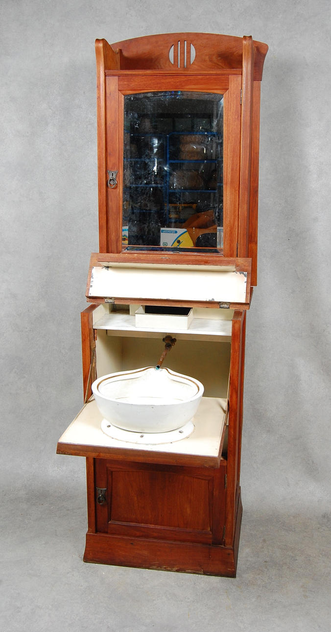 FARTYGSKOMMOD, 1900-talets första hälft, märkt Göteborg.