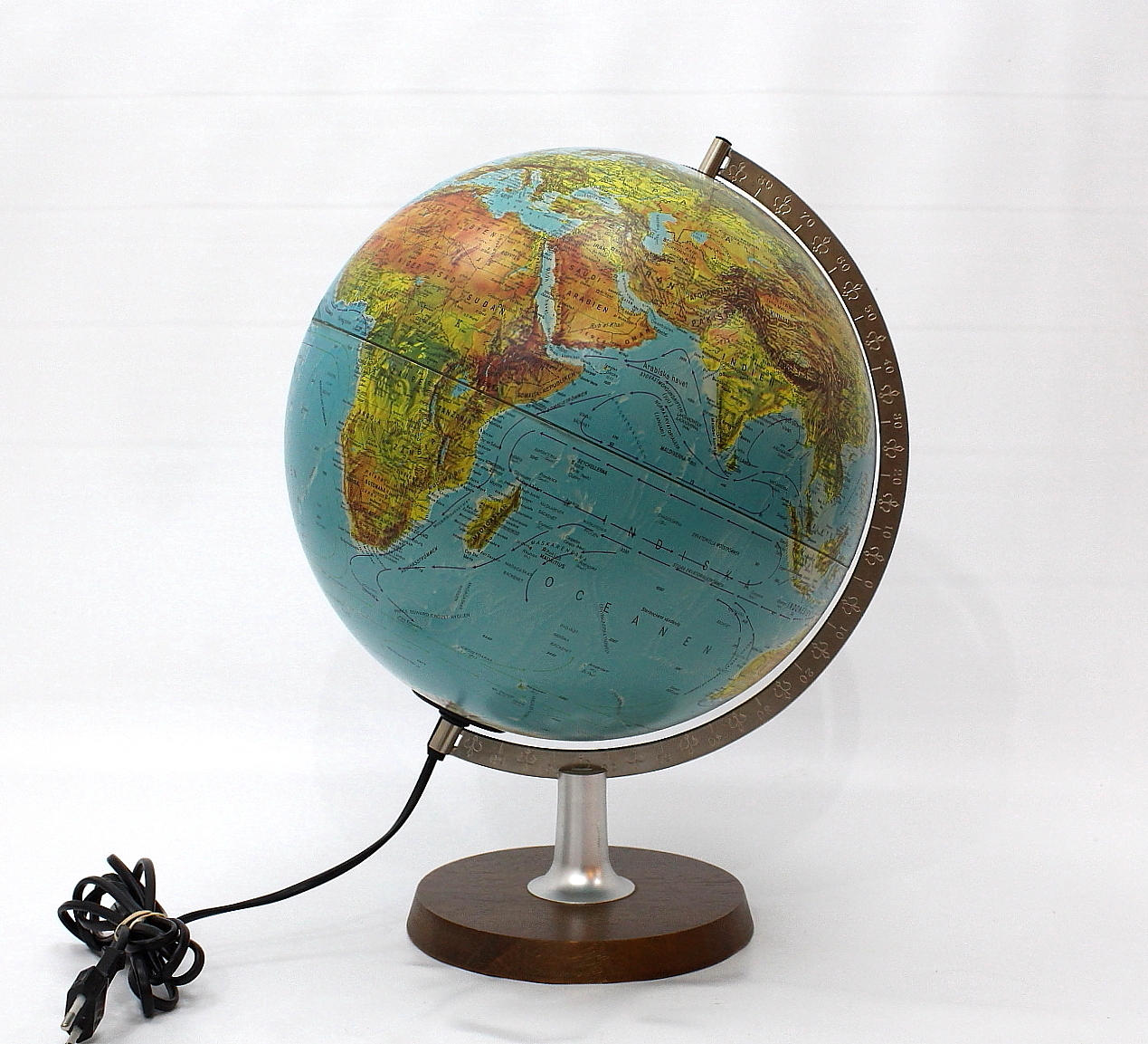 EARTH GLOB with lighting SCAN globe Denmark.
