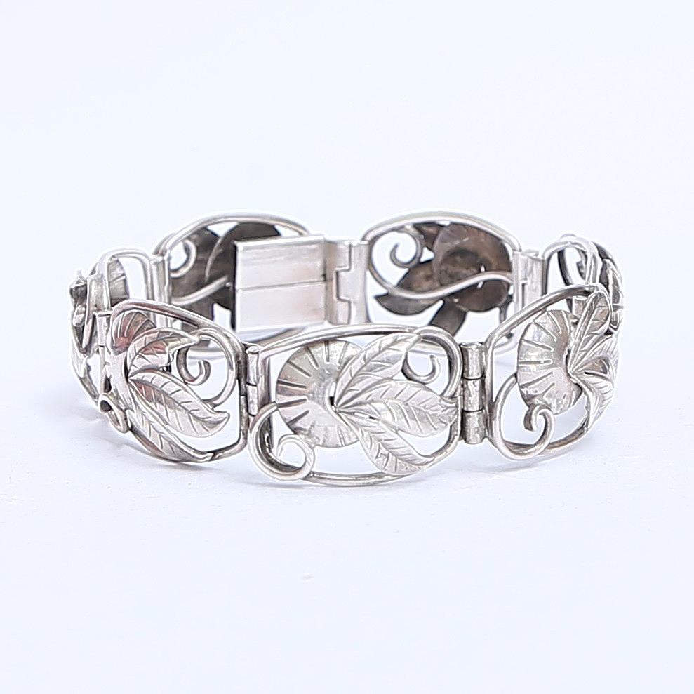 ARMBAND, silver, 1953.