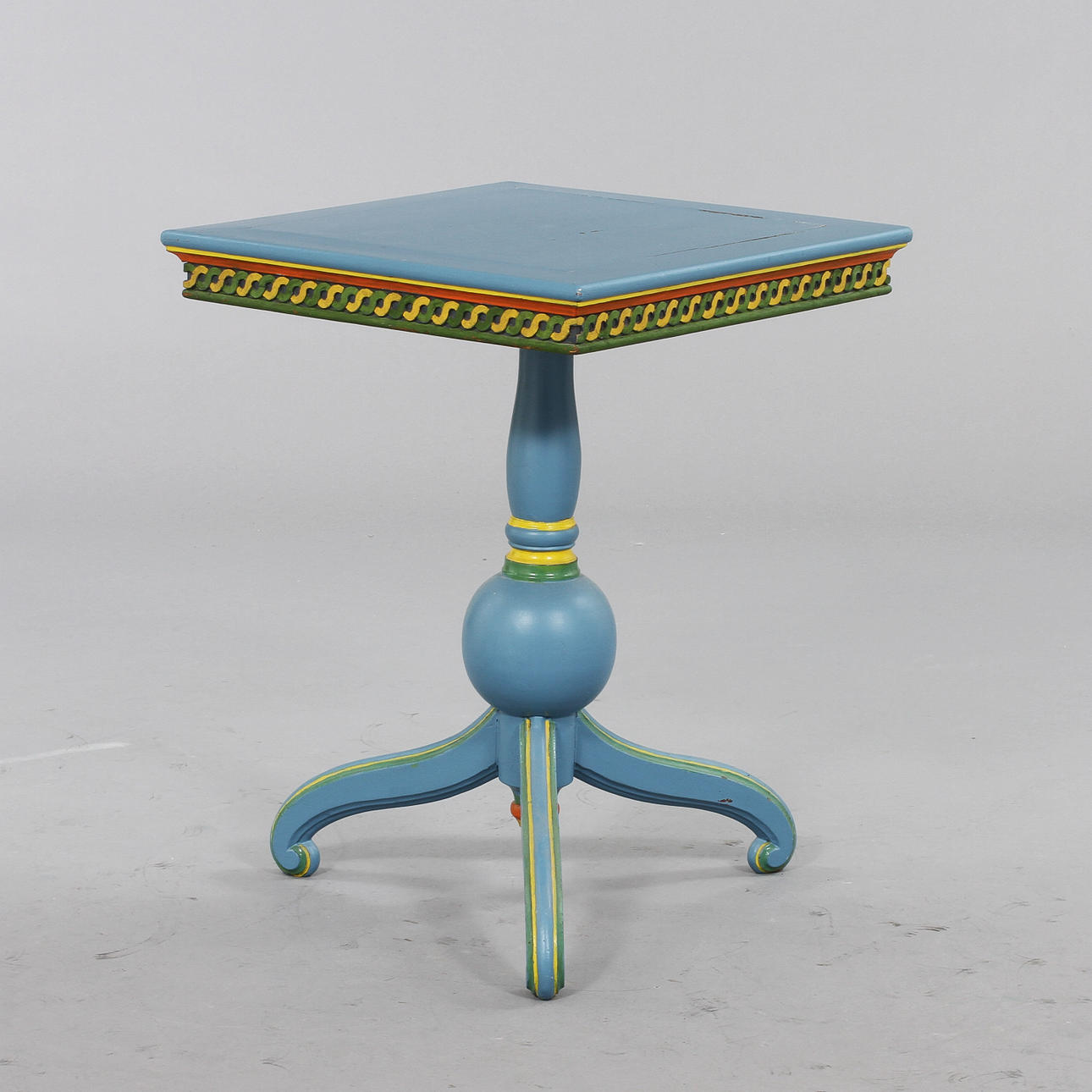 PELARBORD på tredelad fot.1800-tal.