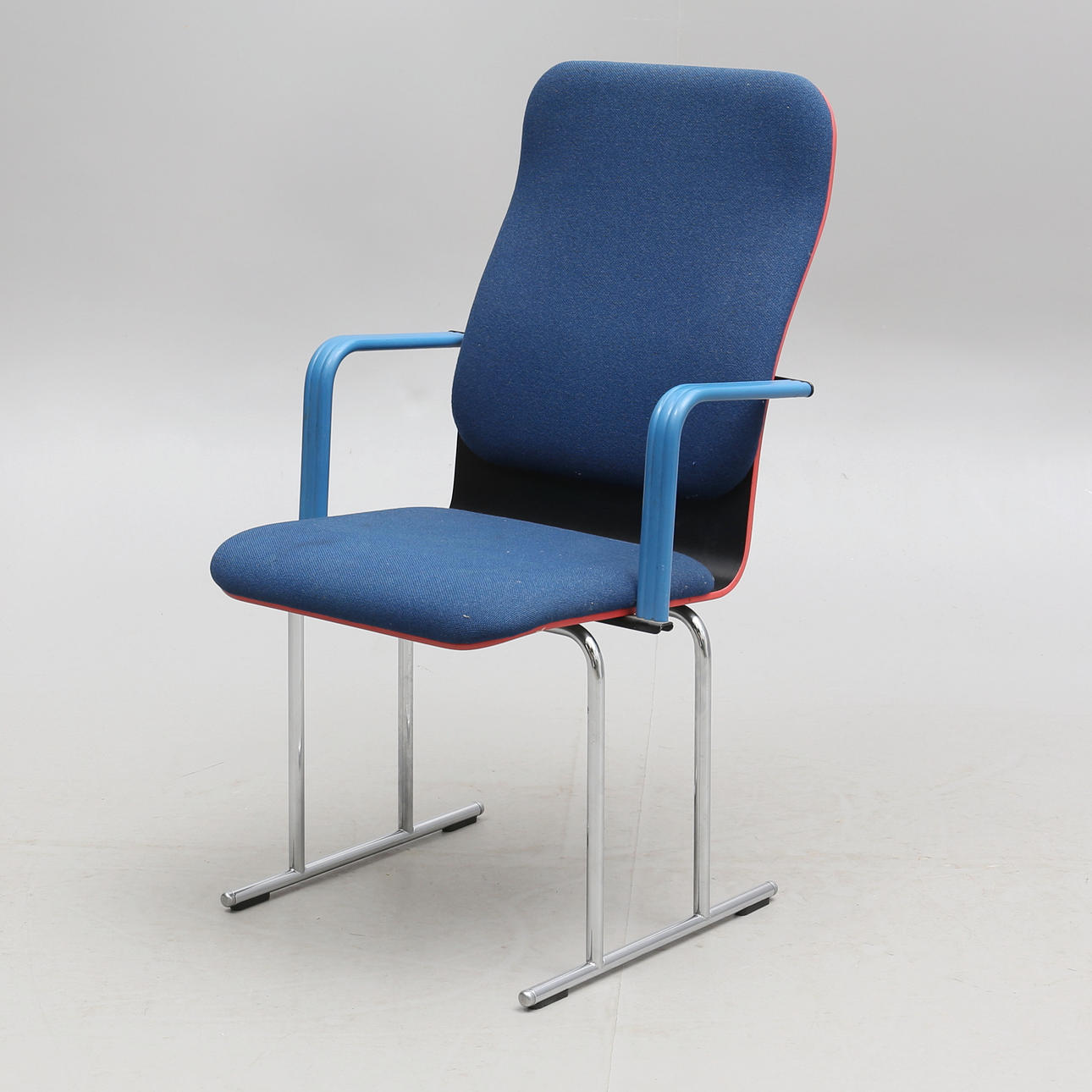 YRJÖ KUKKAPURO. Nojatuoli, Avarte.