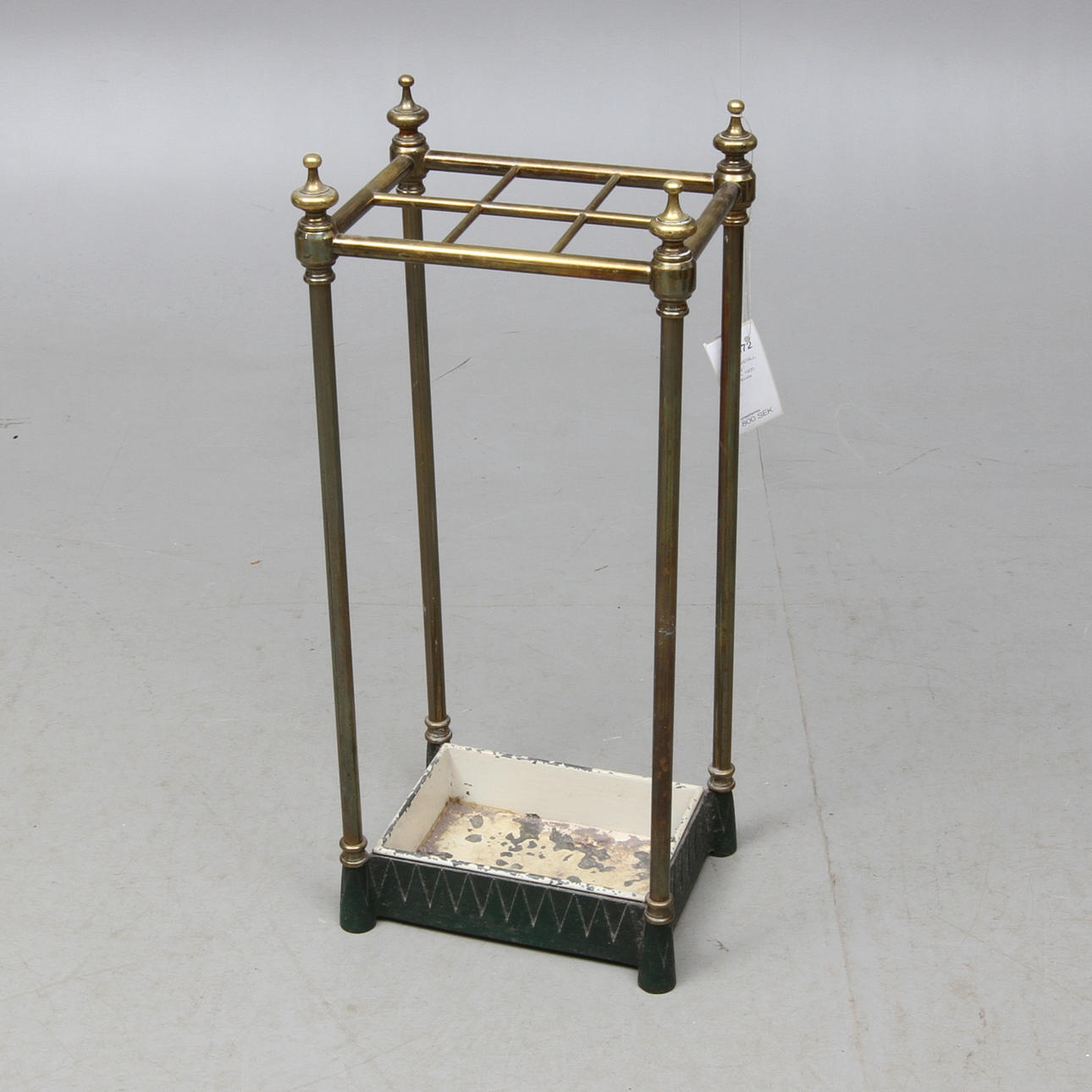 PARAPLYSTÄLL, mässing / gjutjärn, 1900-talets första hälft.