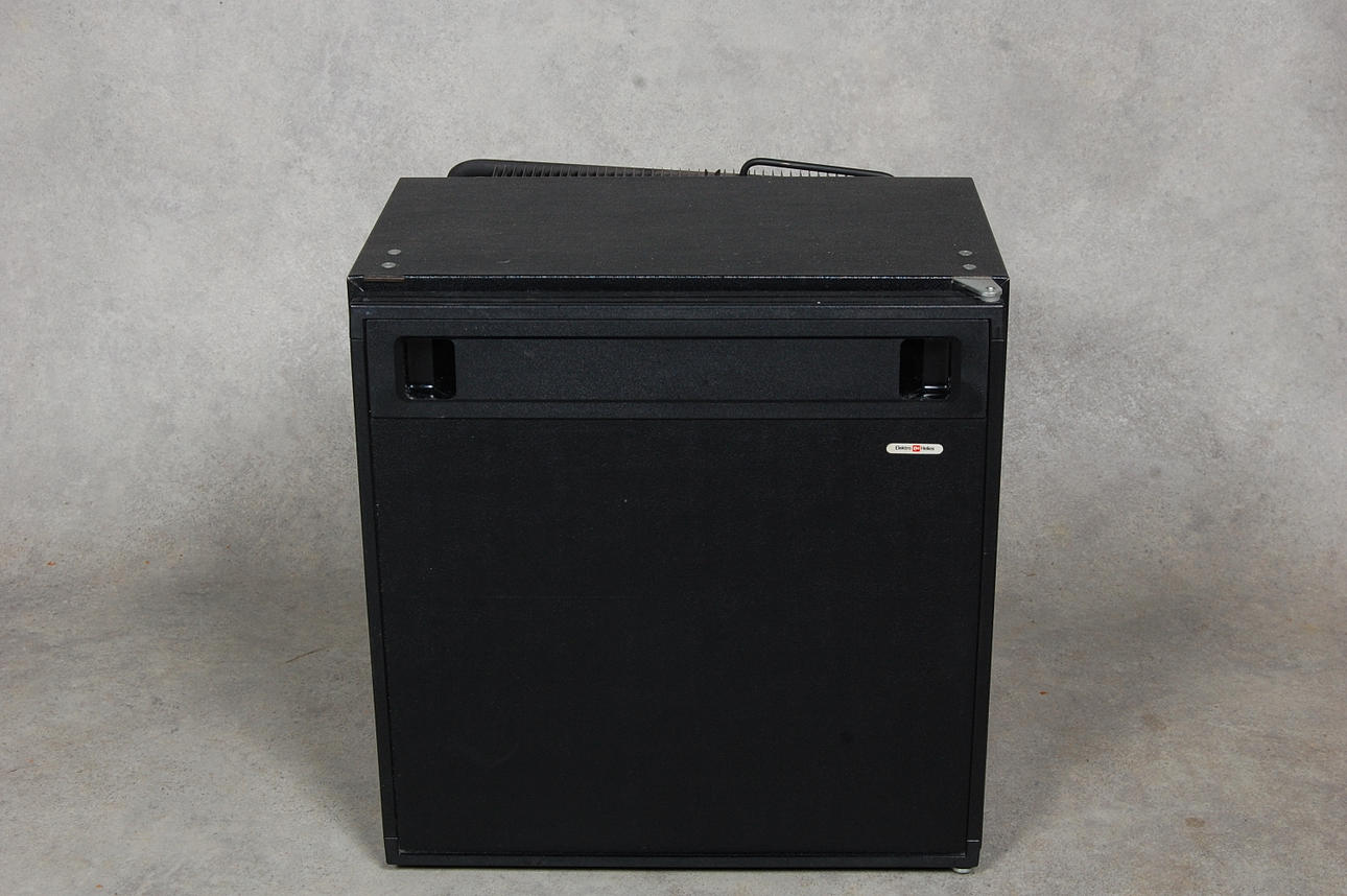 MINIBAR,Elektro Helios.