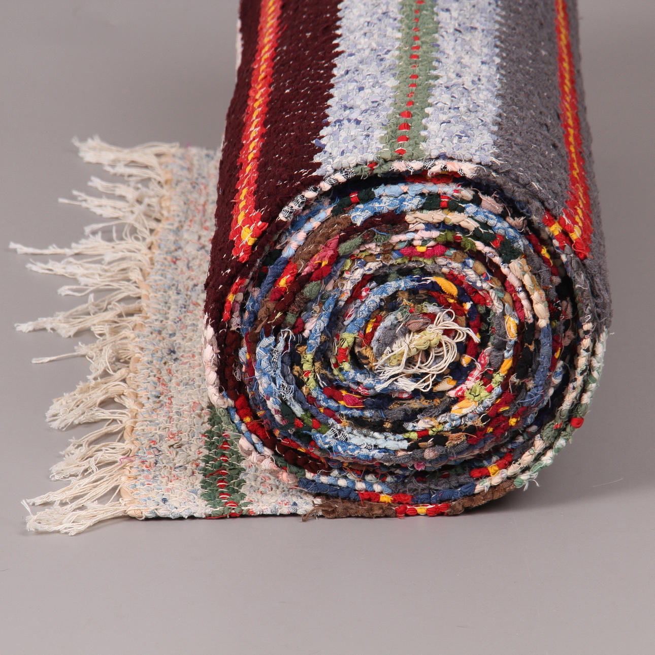 TRASMATTA, 878 x 77 cm.