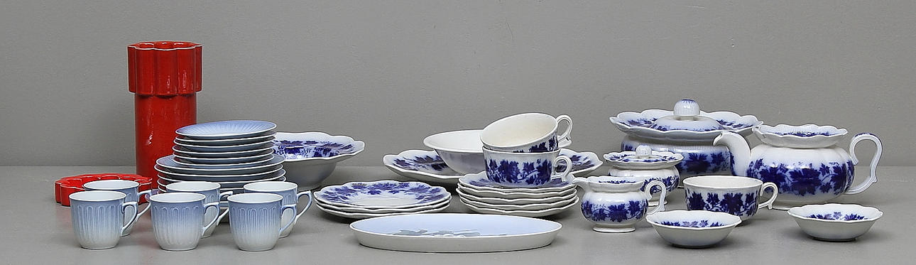 KERAMIKFÖREMÅL, "Vinranka" Gefle, Gustavsberg, Bing & Gröndahl.