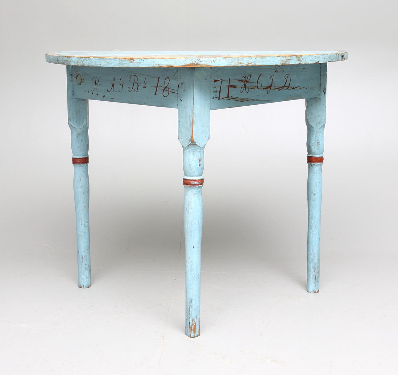 HALVMÅNEBORD, 1800-tal.